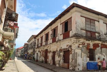 Many historic houses in Vigan are falling into disrepair.