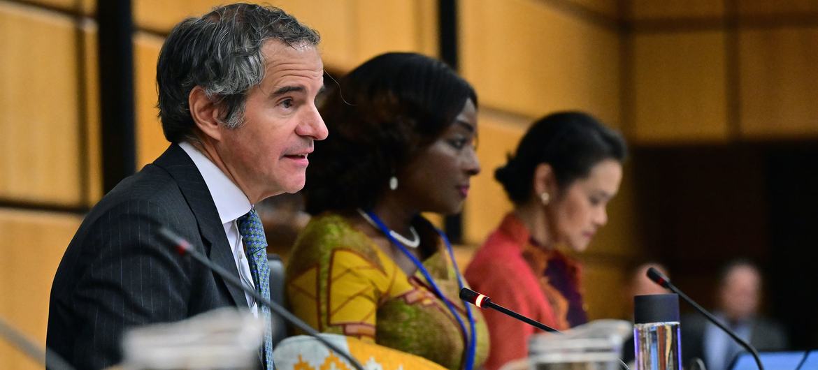 IAEA Director General Rafael Mariano Grossi briefs the Board of Governors in Vienna.